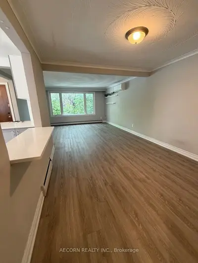 Triplex in Toronto