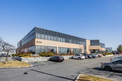 200 Matheson Boulevard W 103, Mississauga, On L5r 3l7
