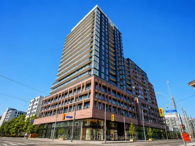 Condo Apartment in Toronto