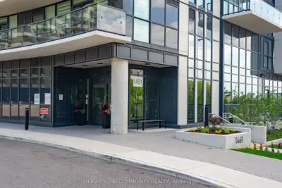 1461 Lawrence Avenue 1504, Toronto, On M6l 0a6