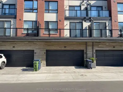 20 Woodstream Drive 11, Toronto, On M9w 0g1