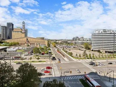 3888 Duke Of York Boulevard 923, Mississauga, On L5b 4p5