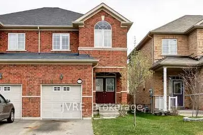 Semi-Detached in Mississauga