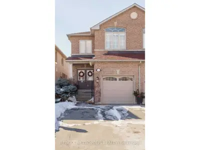 Semi-Detached in Mississauga