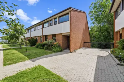 530 Falgarwood Drive 27, Oakville, On L6h 1n3