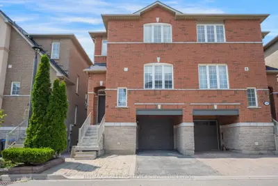 7155 Magistrate Terrace 15, Mississauga, On L5w 1y9