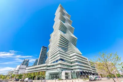 Condo Apartment in Mississauga