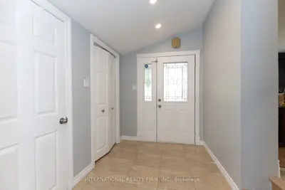 2528 Truscott Drive, Mississauga, On L5j 2b5