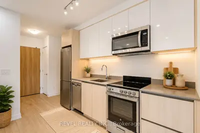 Condo Apartment in Toronto