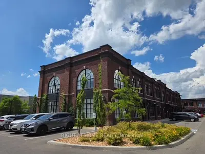 68 Jutland Road 1 & 2, Toronto, On M8z 0g7