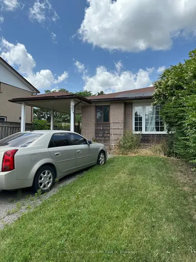 Semi-Detached in Brampton
