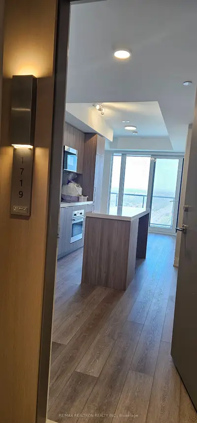Condo Apartment in Brampton