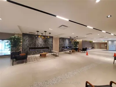 50 George Butchart Drive 814, Toronto, On M3k 0c9