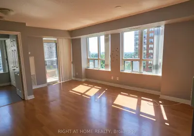 Condo Apartment in Mississauga