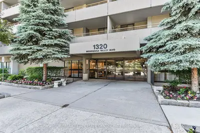 1320 Mississauga Valley Boulevard 410, Mississauga, On L5a 3s8