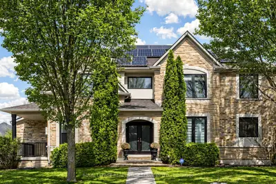 Detached in Oakville