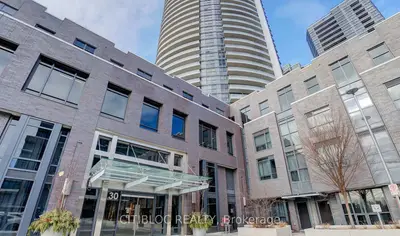 Condo Apartment in Toronto