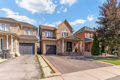 Detached in Brampton