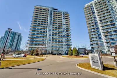 Condo Apartment in Mississauga