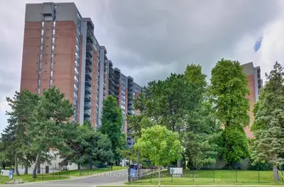 20 Mississauga Valley Boulevard 704, Mississauga, On L5a 3s1
