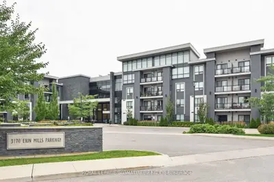 Condo Apartment in Mississauga