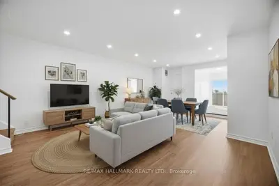 Condo Townhouse in Mississauga