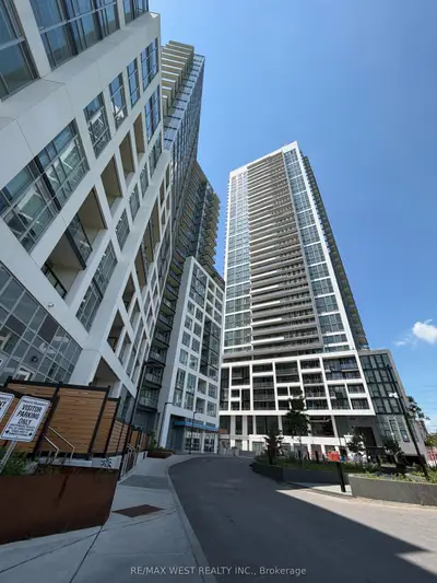 Condo Apartment in Brampton