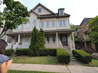 Semi-Detached in Oakville