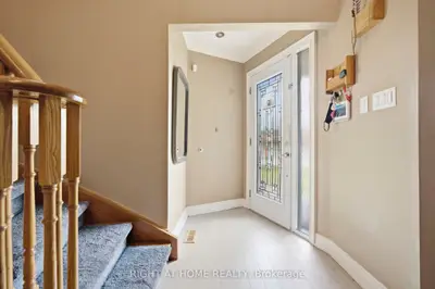 7 Polygon Court, Brampton, On L6z 3x8