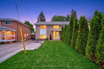 121 Saint Lucie Drive, Toronto, On M9m 1t4