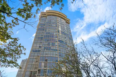 50 Eglinton Avenue W 909, Mississauga, On L5r 3p5