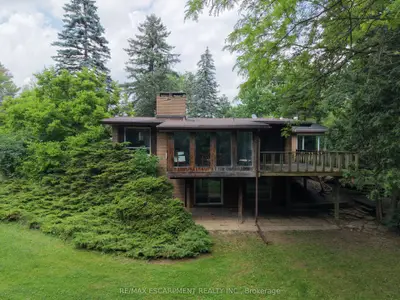 560 Crane Court, Burlington, On L7p 4y8