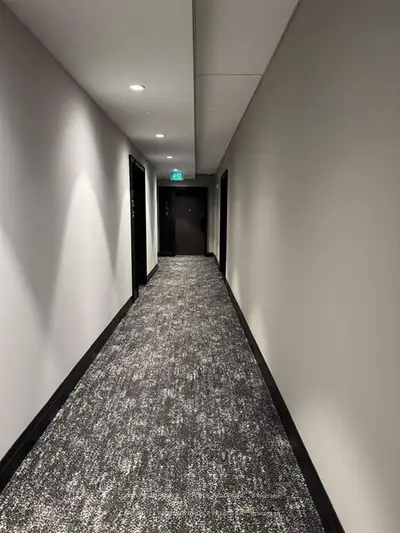 Condo Apartment in Milton