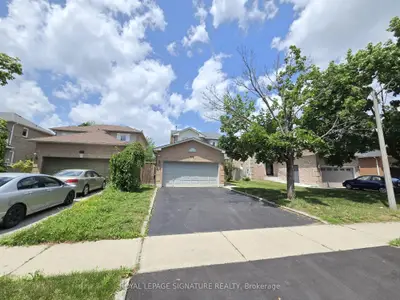 Detached in Brampton