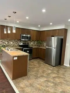 Att/Row/Townhouse in Brampton