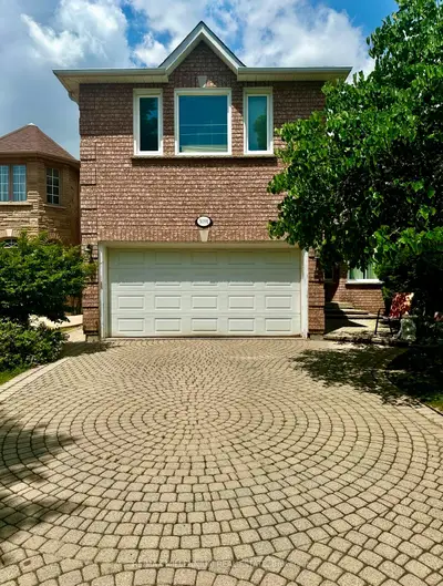 Detached in Mississauga