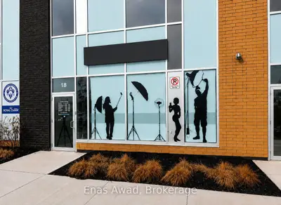1235 Queensway Avenue E 18, Mississauga, On L4y 0g4