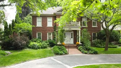 488 Macdonald Road, Oakville, On L6j 2b9