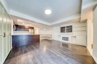 Condo Townhouse in Toronto