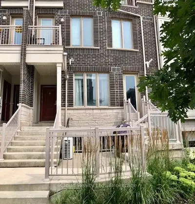 Condo Townhouse in Toronto