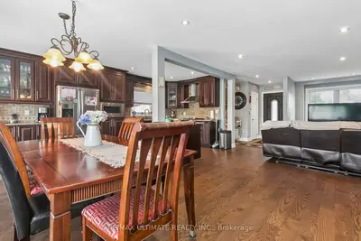 75 Giltspur Drive, Toronto, On M3l 1m4
