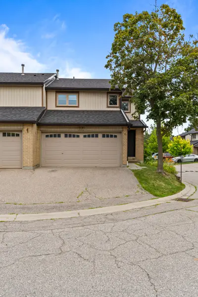 Condo Townhouse in Mississauga
