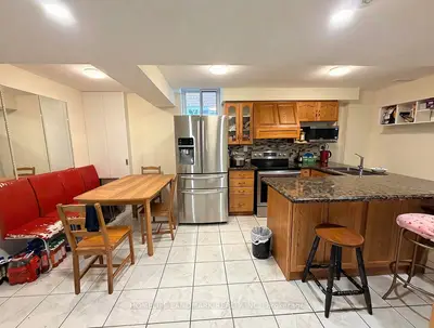 2587 Credit Valley Road, Mississauga, On L5m 4k7