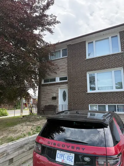 67 Stilecroft Drive, Toronto, On M3j 1a8