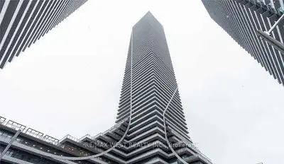 30 Shore Breeze Drive 5111, Toronto, On M8v 0j1