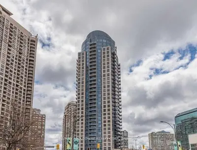 Condo Apartment in Mississauga