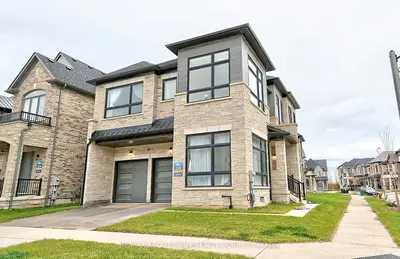Detached in Oakville