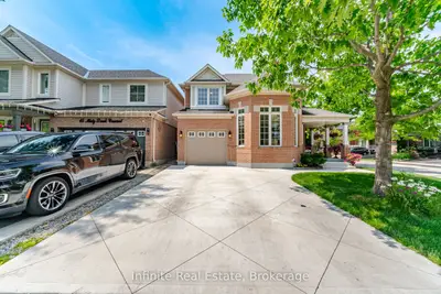 Detached in Brampton
