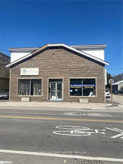 25 Commercial Street, Milton, On L9t 2h6