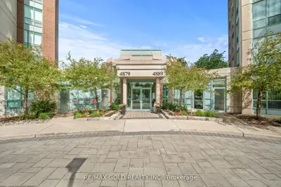 Condo Apartment in Mississauga